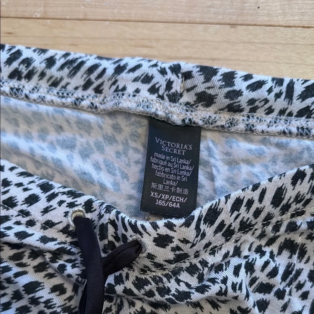 Victoria’s Secret Lounge Leopard Flare Pant
